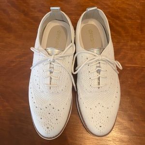 Cole Haan white Oxford sneaker.  Size 6.5.